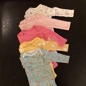 Newborn girl onesies 💜